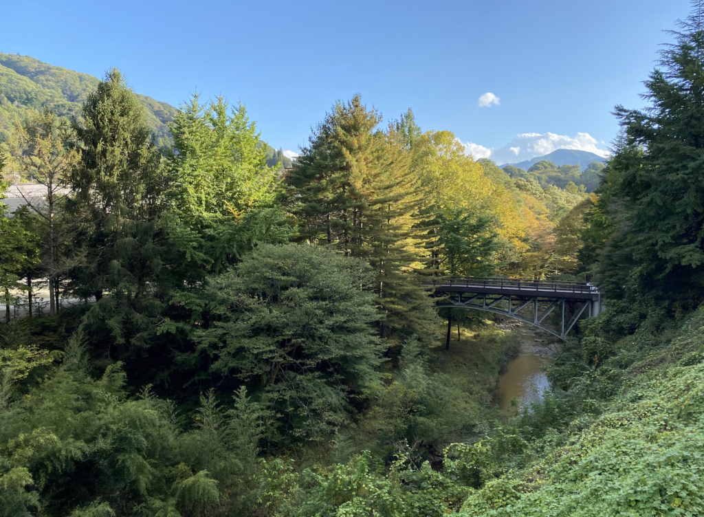 茅野駅〜諏訪大社〜守屋山〜松尾峠〜高遠駅〜伊那北駅｜さくらの湯 